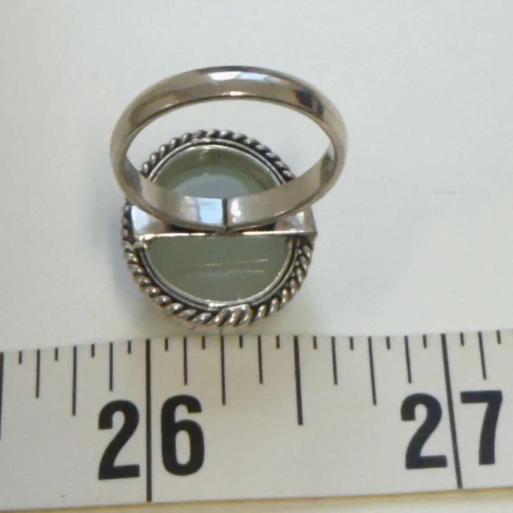Hand crafteLight Green Chalcedony Silver Plated Ring Stamped‎ 925 Size 6.25 New - Picture 4 of 8